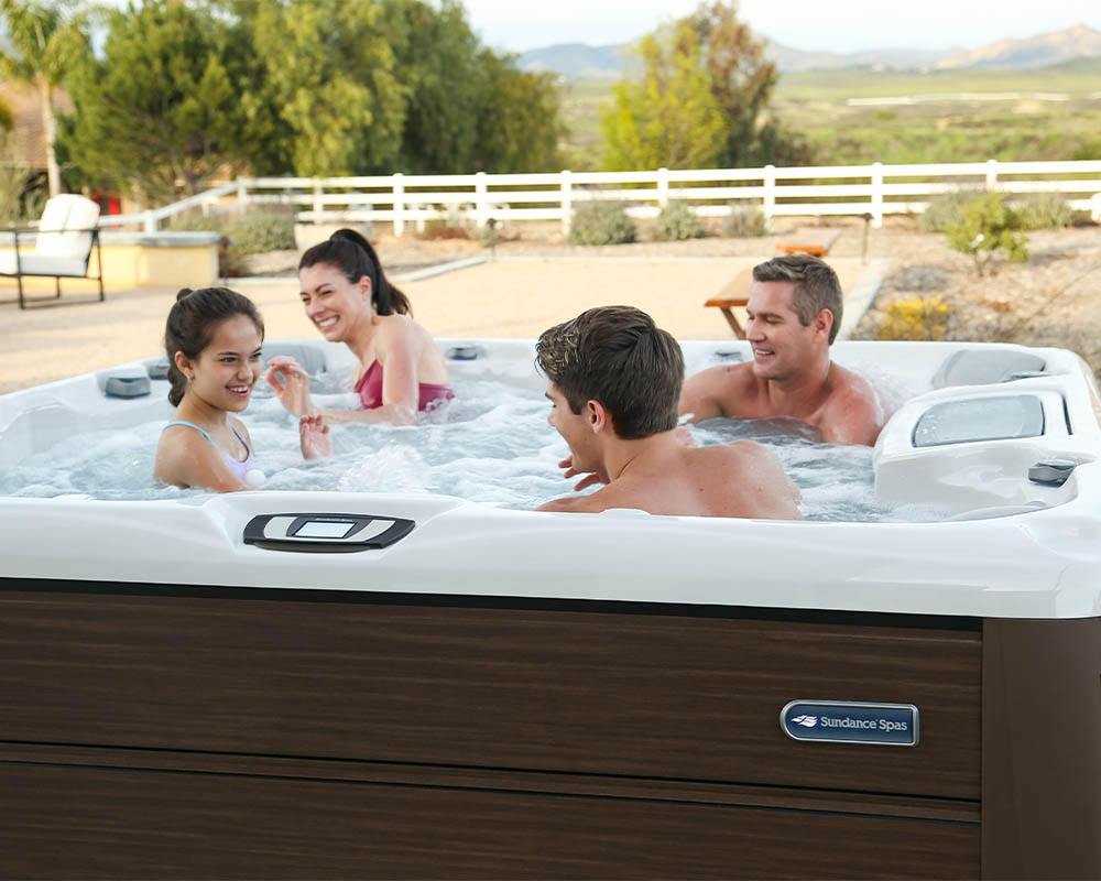 5 Ways a Hot Tub Can Help Your Family Reconnect