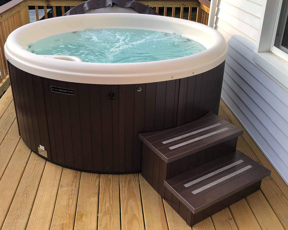 Nordic Hot Tubs at Aqua Quip serving the Puget Sound from Lynwood WA to Puyallup WA.