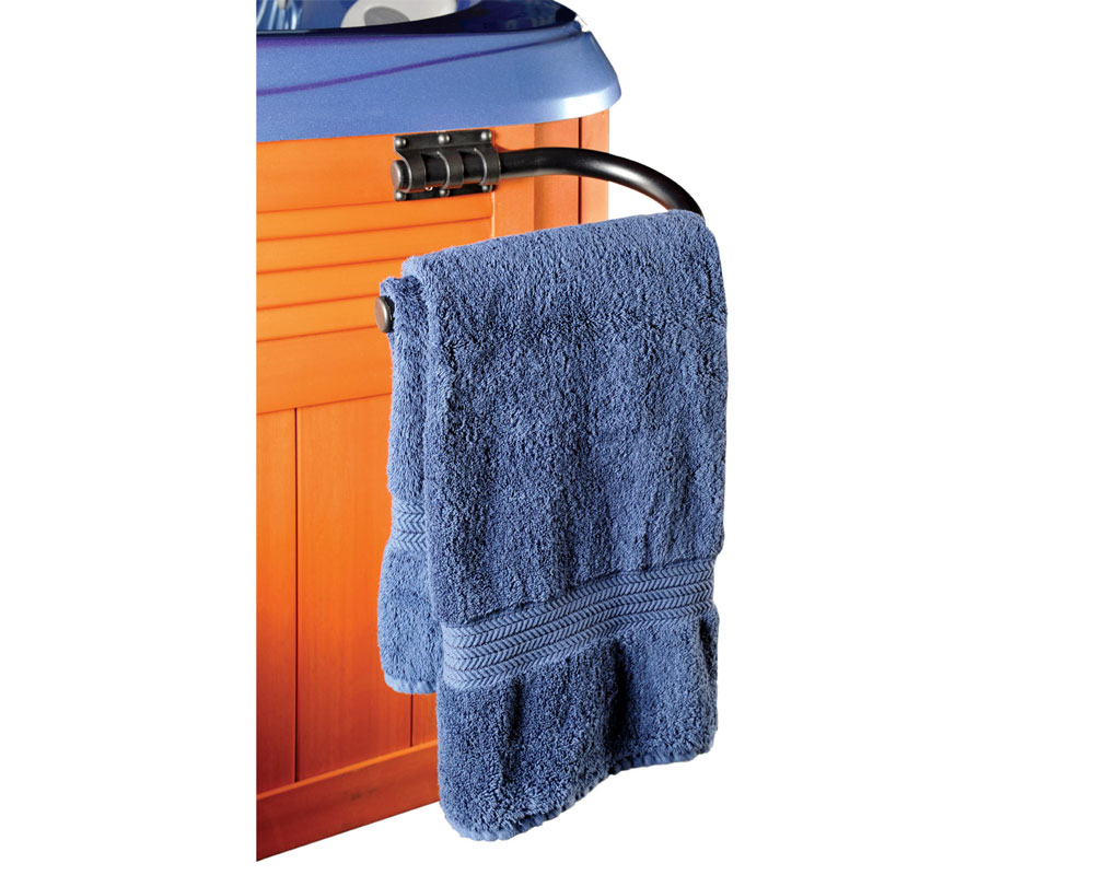 Jacuzzi towel 2025 bar